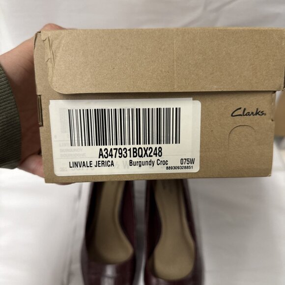 CLARKS Collection Women's Linvale Jerica Pumps - Picture 15 of 15